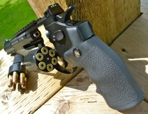 Best Pellet Pistol: Revolver